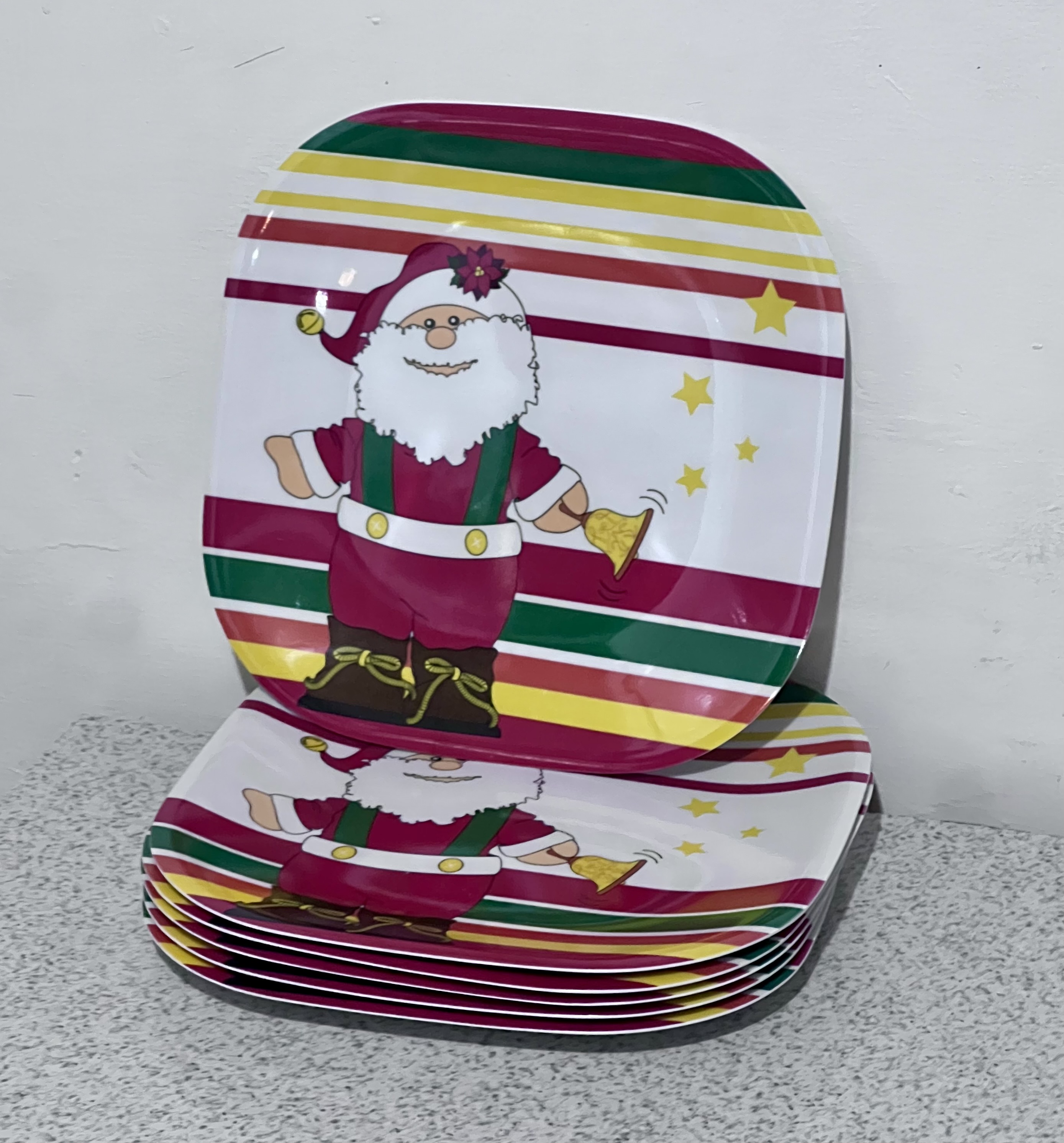 Platos plástico navideño 